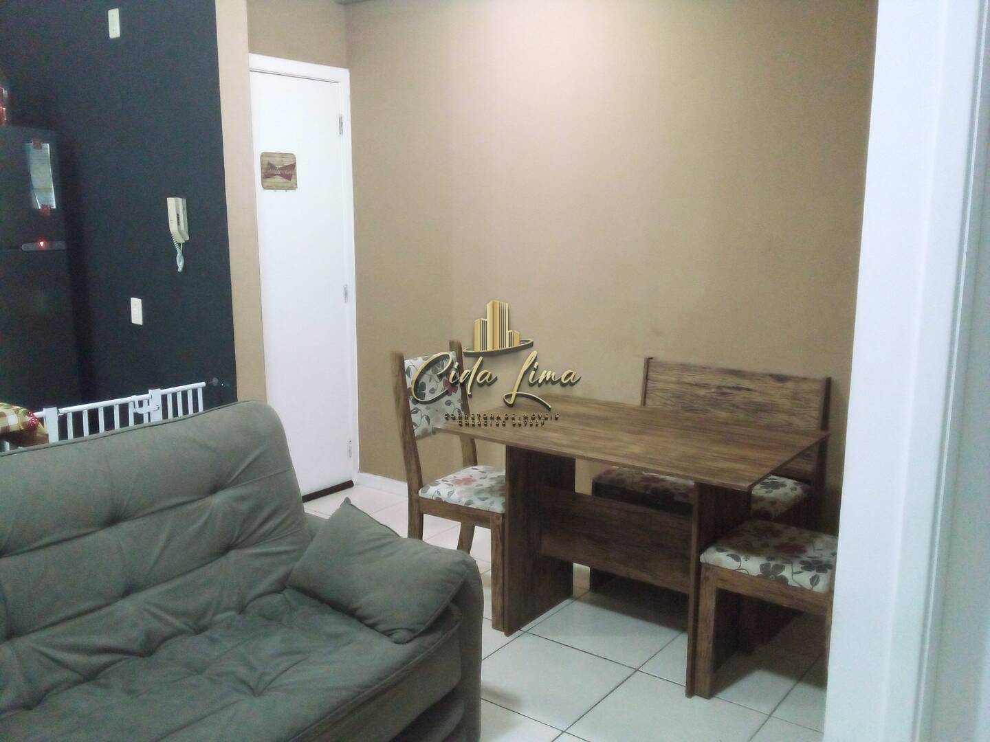 Apartamento à venda com 2 quartos, 52m² - Foto 1