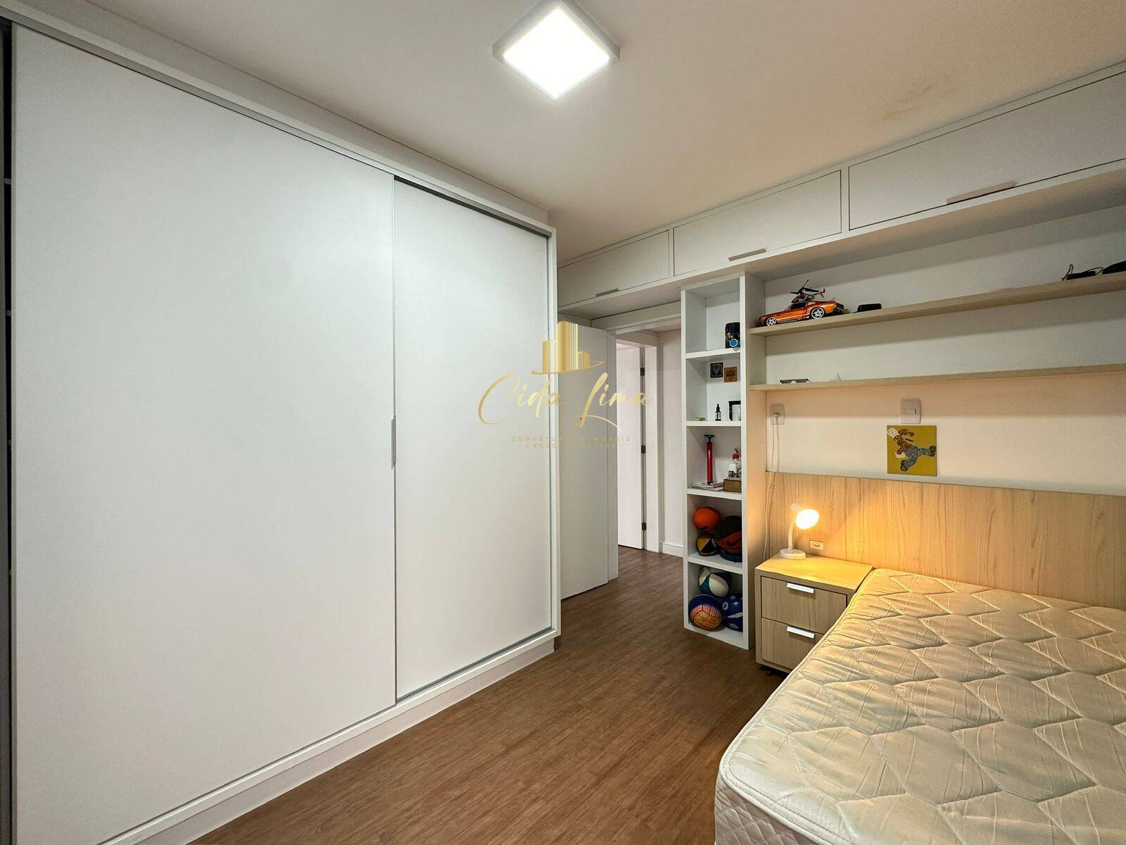 Apartamento à venda com 2 quartos, 83m² - Foto 10