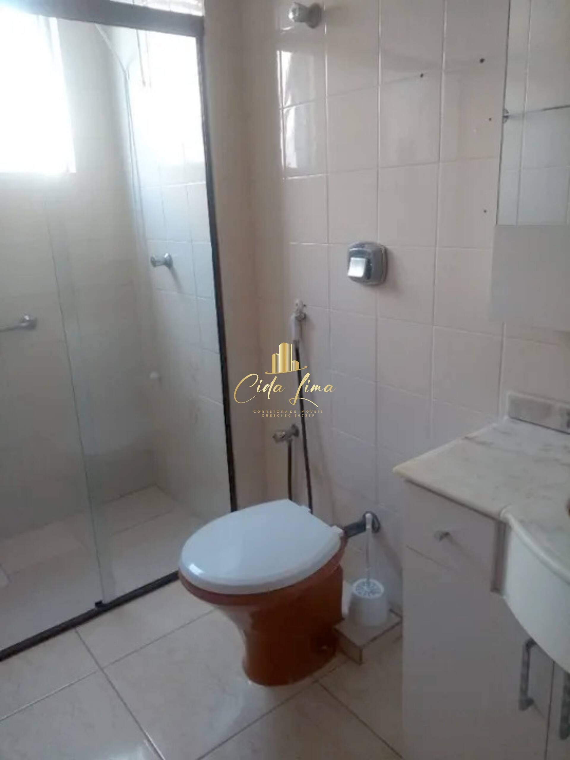 Apartamento à venda com 3 quartos, 214m² - Foto 5