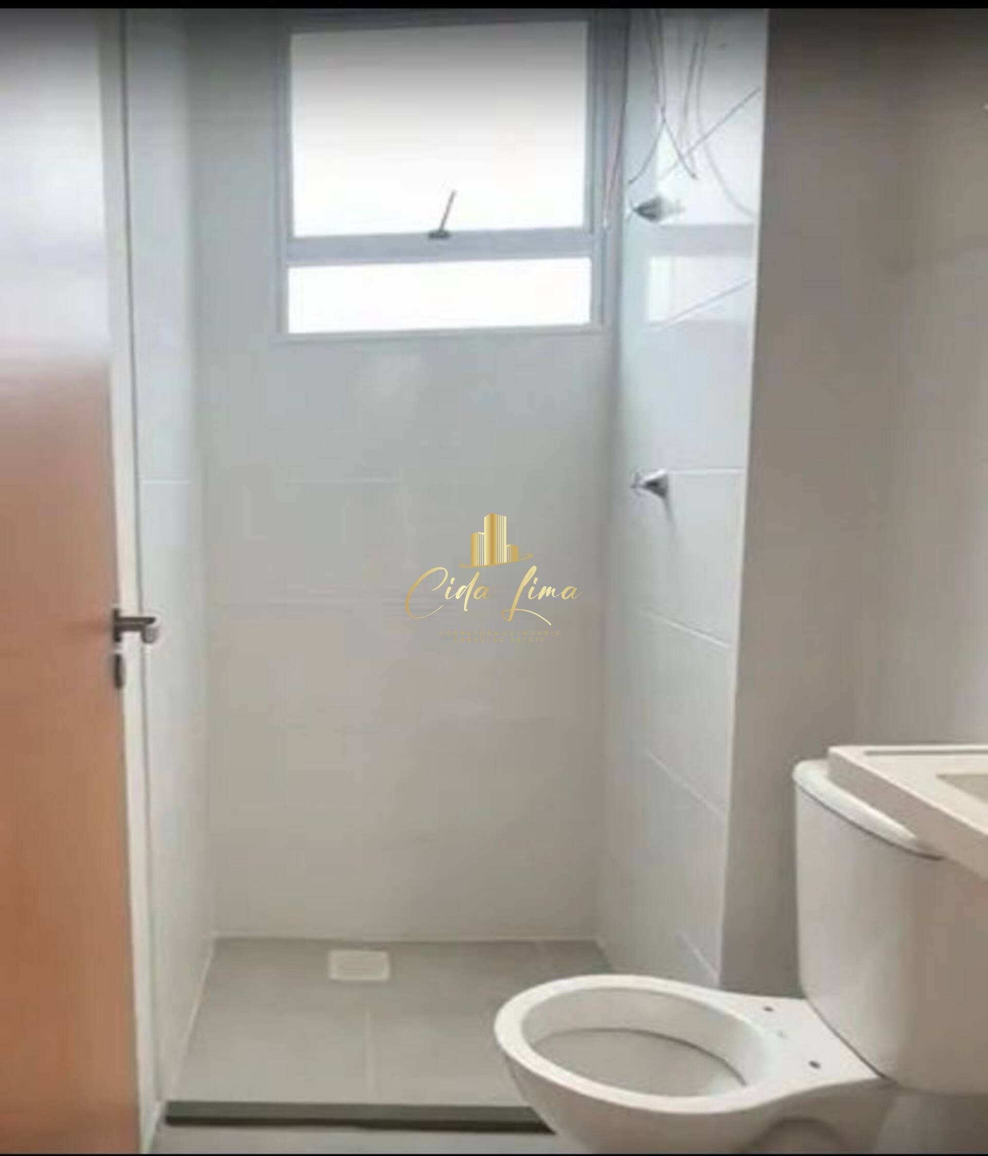 Apartamento à venda com 2 quartos, 44m² - Foto 2