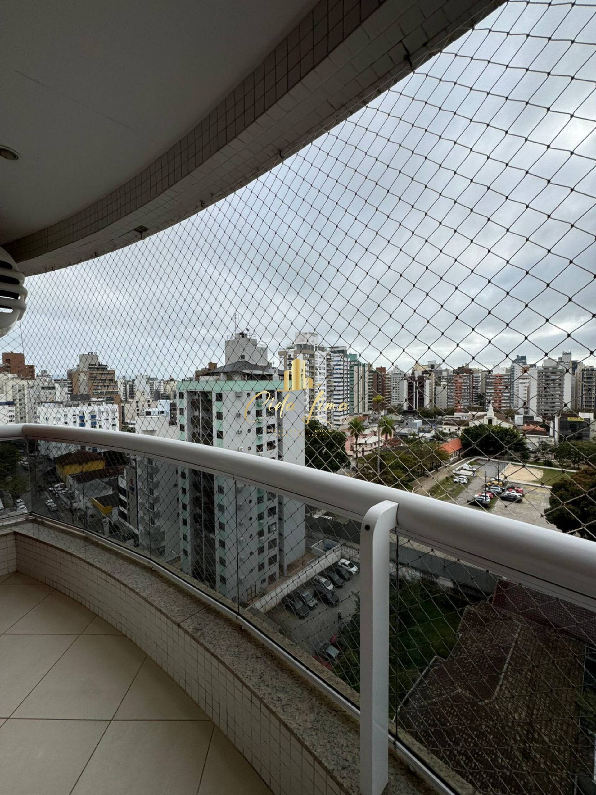 Apartamento à venda com 4 quartos, 154m² - Foto 3