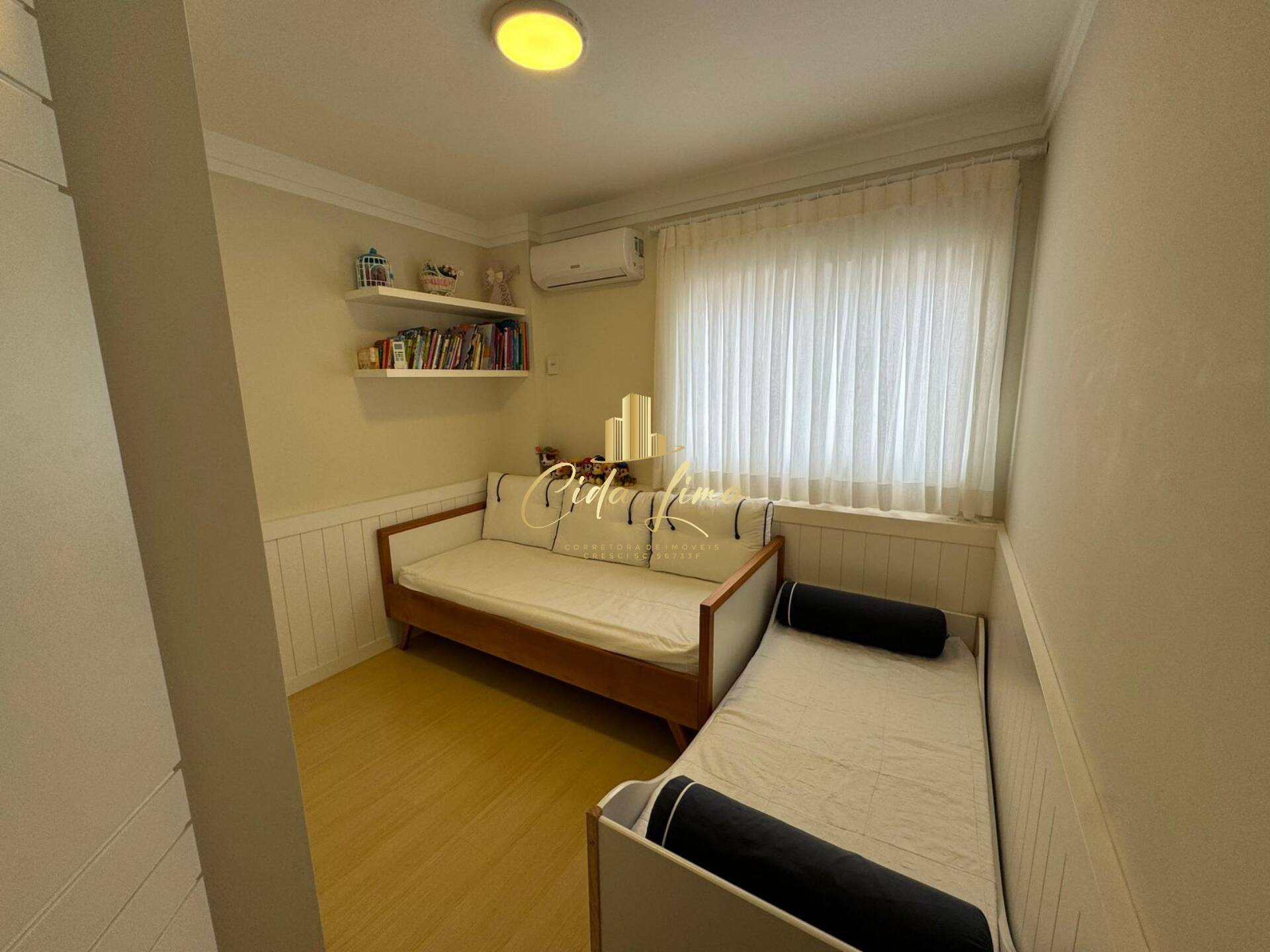 Apartamento à venda com 4 quartos, 154m² - Foto 4